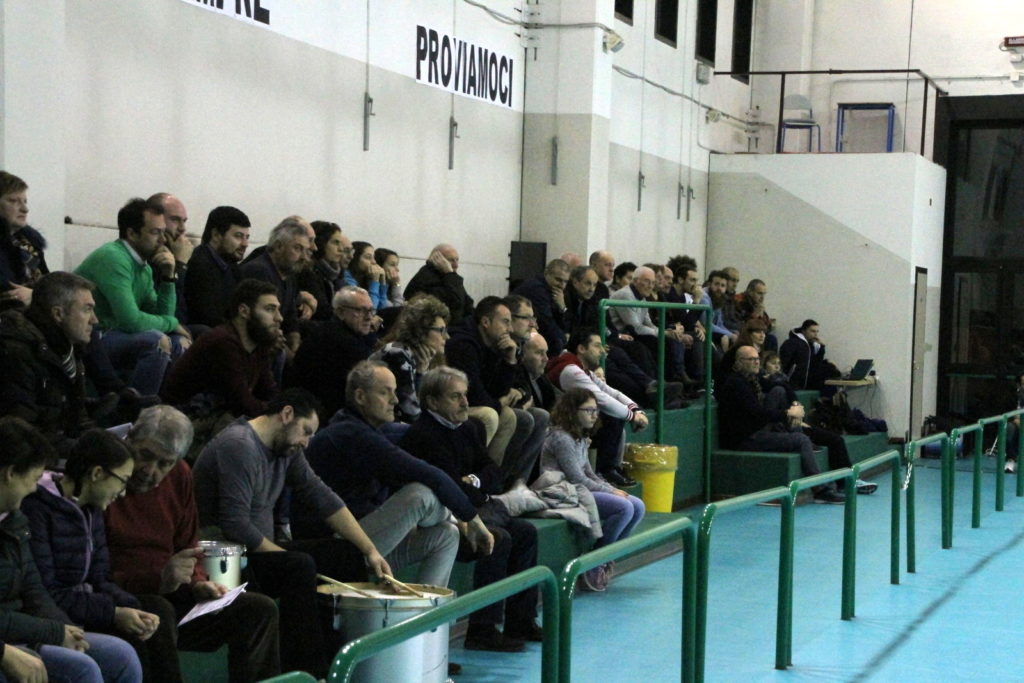 I tifosi al seguito per Itas C Fiera-Isuzu (1)